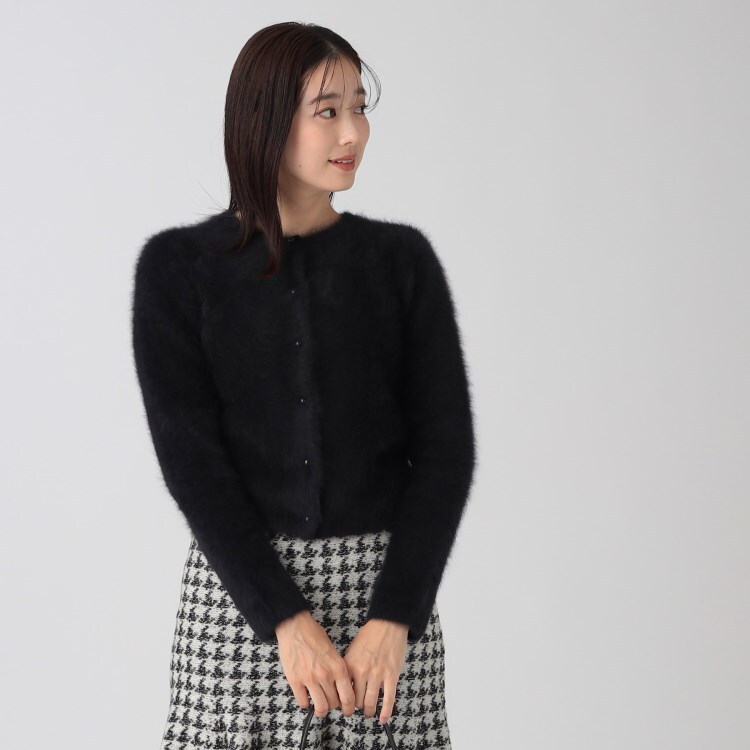 クードシャンス(COUP DE CHANCE)の【リッチな毛足／フォックス混／カシミヤ混】ふわふわの拘り素材！上品で華やかなショート丈カーディガン カーディガン/ボレロ