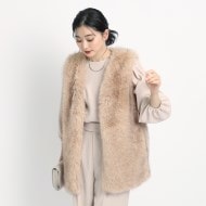 フェイクファー】女性らしいトレンドコーデが叶う シンプル フェイクファー】女性らしいトレンドコーデが叶う シンプル