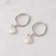 クードシャンス(COUP DE CHANCE)の淡水パールイヤカフ1