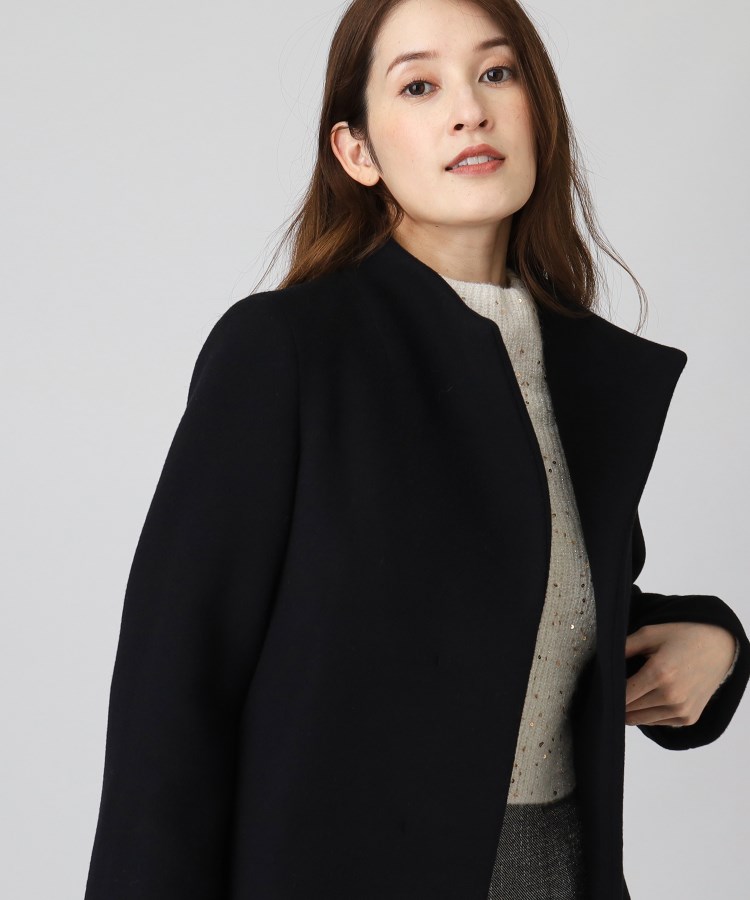 日本製/ショートコート】スカートにもパンツにも◎軽くて暖かい 日本製/ショートコート】スカートにもパンツにも◎軽くて暖かい