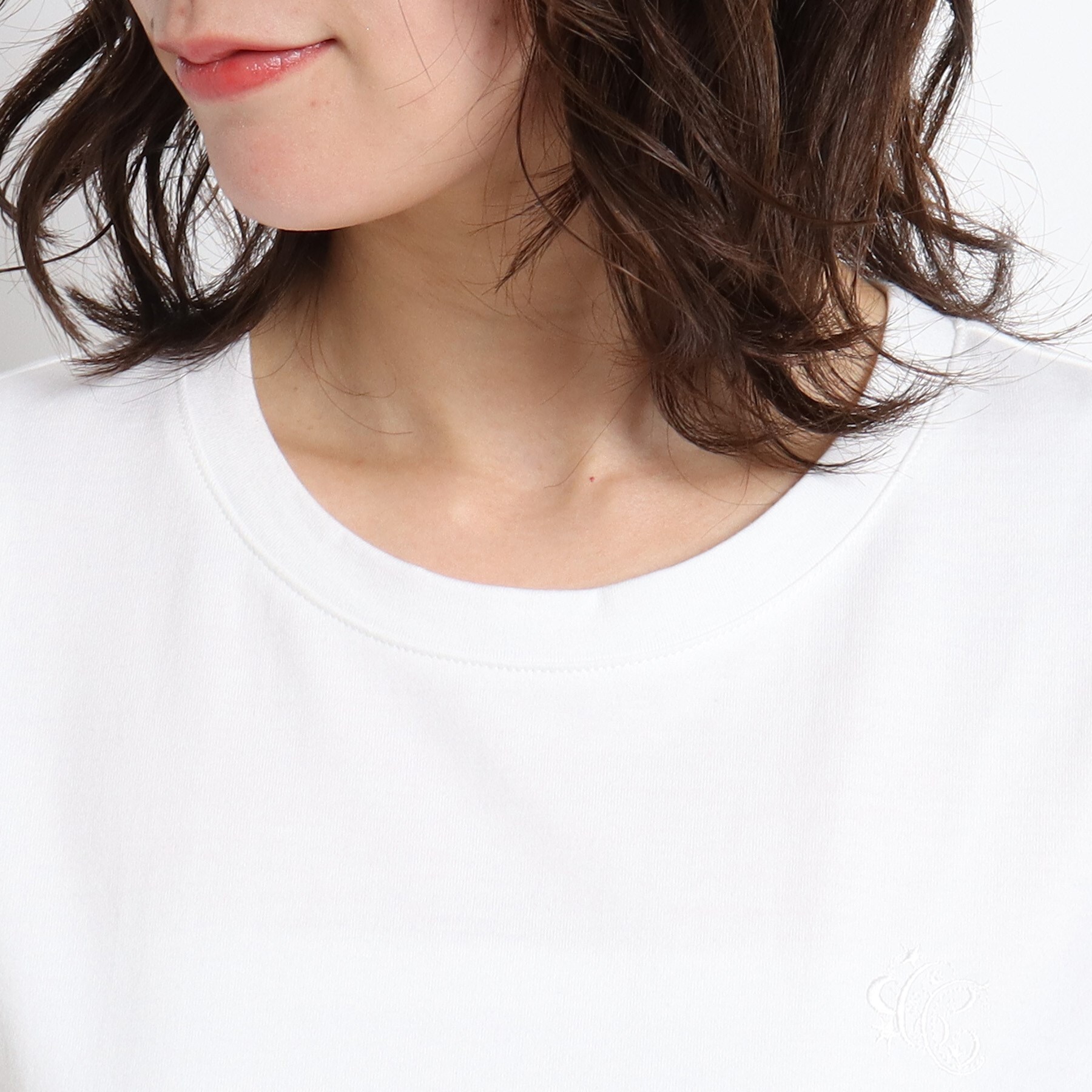 クードシャンス(COUP DE CHANCE)の【洗える/日本製】刺繍ロゴTシャツ4