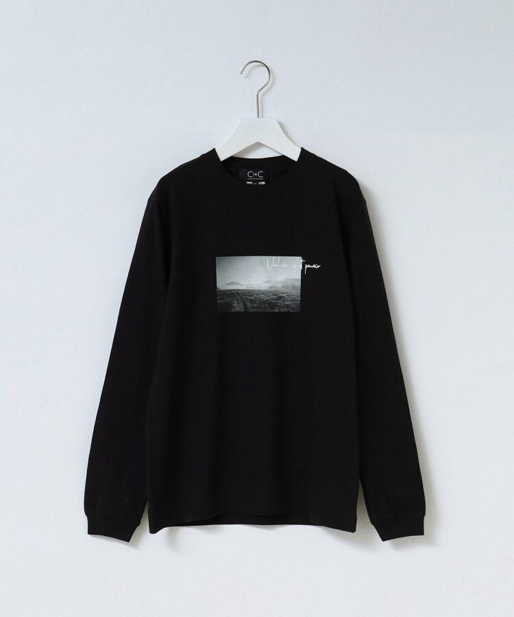 クードシャンス(COUP DE CHANCE)の【WORLD for the World】フォト&メッセージプリント長袖Tシャツ ブラック(019)