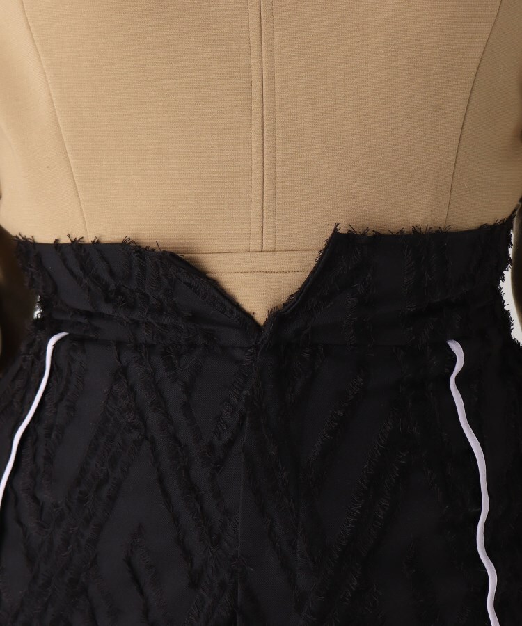 ベルスクローゼット(bellus closet)のカットジャカードナロースカート4