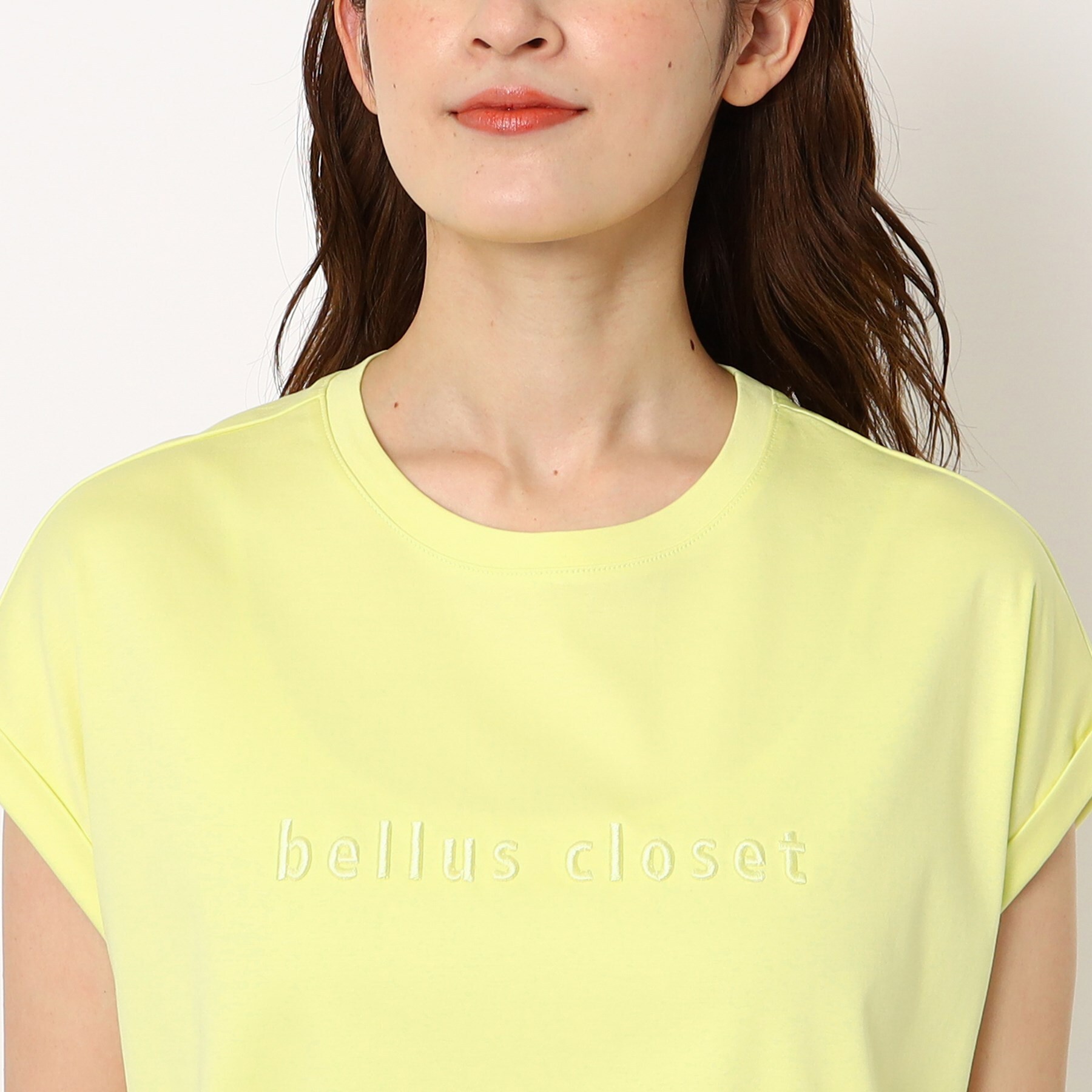 ベルスクローゼット(bellus closet)の【洗える】フレンチスリーブロゴTシャツ4