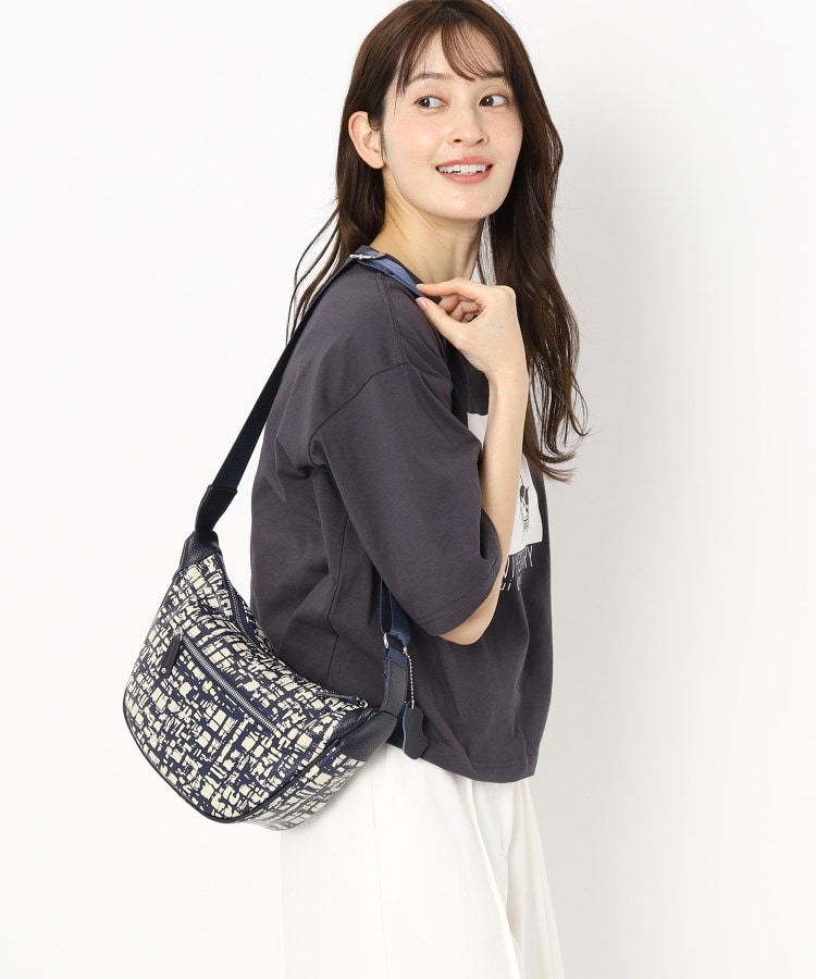 レイドローク(Reidroc)のプリントレザーハーフムーンbag10