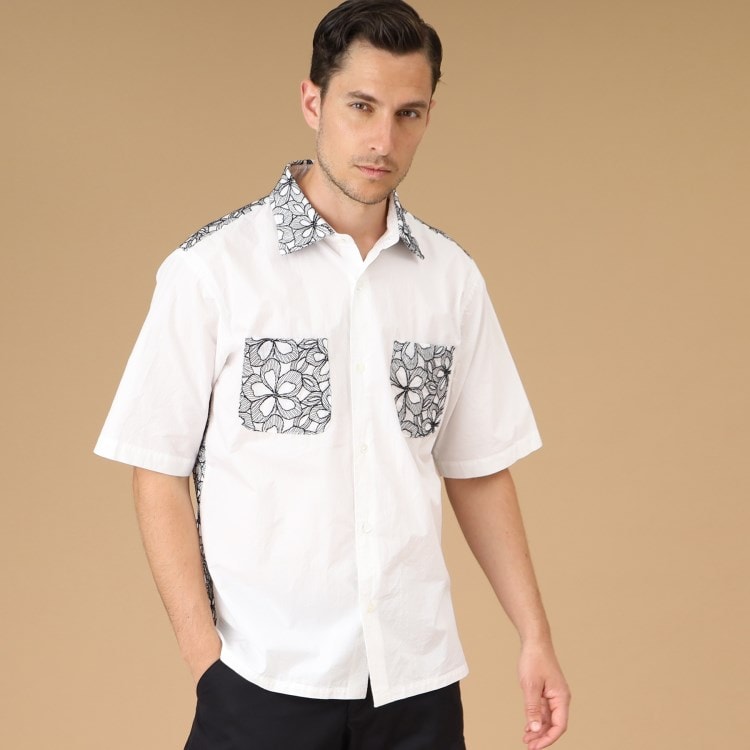 フォーティーカラッツアンドゴーニーゴ(40CARATS&525)のエンブロイダリーフラワー 半袖シャツ カジュアルシャツ