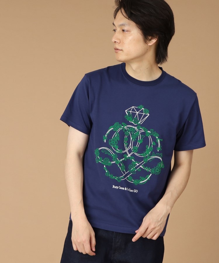 フォーティーカラッツアンドゴーニーゴ(40CARATS&525)のフラワーアンドマーク 半袖Tシャツ ネイビー(093)