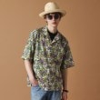 フォーティーカラッツアンドゴーニーゴ(40CARATS&525)の【Sサイズ～】フラワープリント半袖シャツ ホワイト(101)