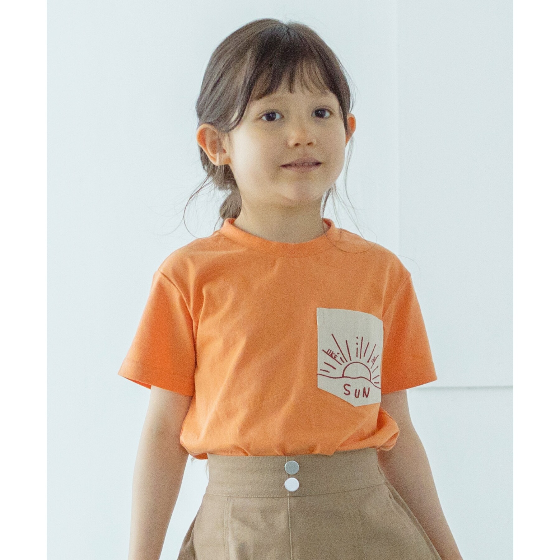 ザ ショップ ティーケー（キッズ）(THE SHOP TK(Kids))の【110-150】ポケット刺繍Tシャツ オレンジ(067)
