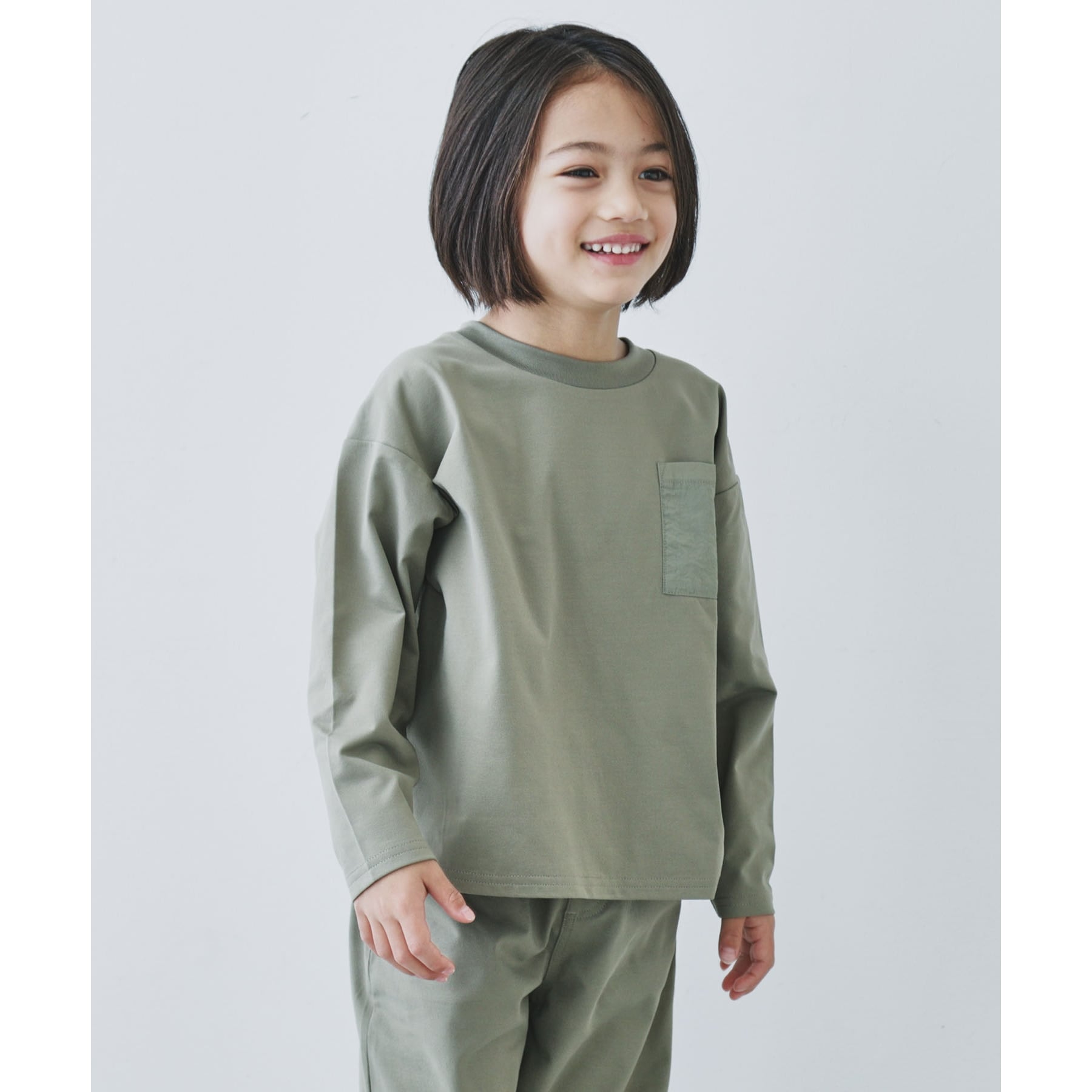 ザ ショップ ティーケー（キッズ）(THE SHOP TK(Kids))の【110-160】マルチファンクション長袖Tシャツ/吸水速乾・UV・イージーケア オリーブグリーン(026)