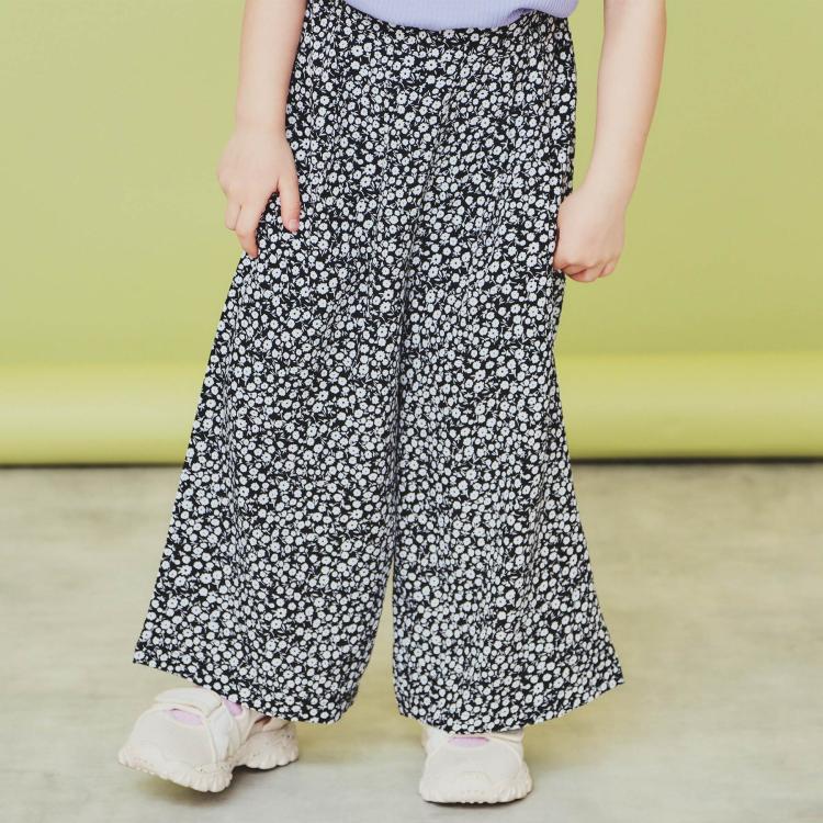 ザ ショップ ティーケー（キッズ）(THE SHOP TK(Kids))の【120-150】デニム＆花柄スカーチョ/ママとおそろい・洗濯機OK フルレングスパンツ