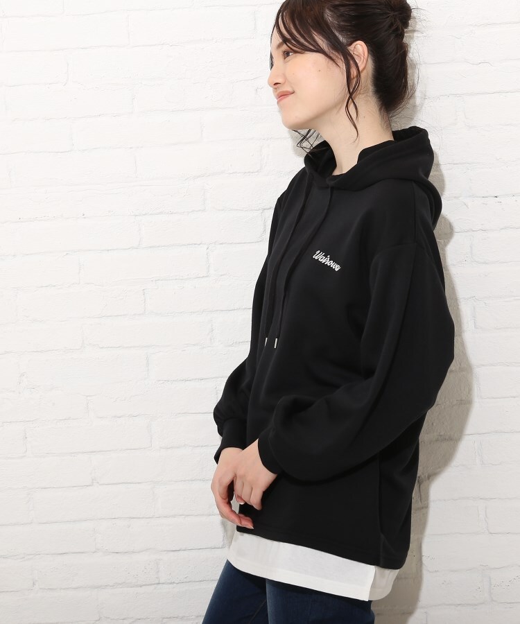 adidas original 明石さん着用モデルのパーカー おまけつき 購入可能