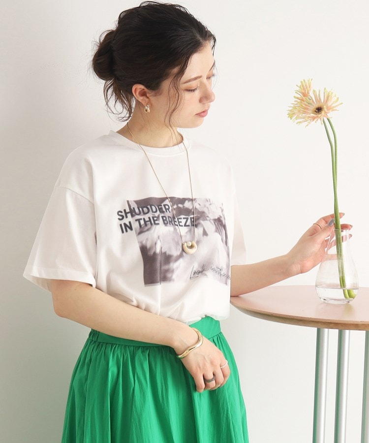 シューラルー(SHOO・LA・RUE/Cutie Blonde)の【ワンテクデザインで差をつける】チュールフォトプリントTシャツ ホワイト(002)