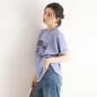 シューラルー(SHOO・LA・RUE/Cutie Blonde)の【ワンテクデザインで差をつける】チュールフォトプリントTシャツ ブルー(092)