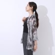 シューラルー(SHOO・LA・RUE/Cutie Blonde)の【洗える】大人の雰囲気を放つ　ぼかし柄シアーシャツ10
