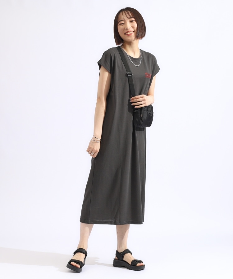 シューラルー(SHOO・LA・RUE/Cutie Blonde)の【洗える】後ろ姿もサマになる バックプリントロングワンピース22