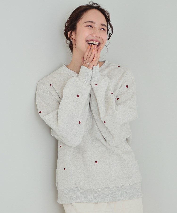 シューラルー(SHOO・LA・RUE/Cutie Blonde)の【洗える/S-LL/SHOO WARM】あったか裏起毛 刺繍アソートスウェット ライトグレー(211)