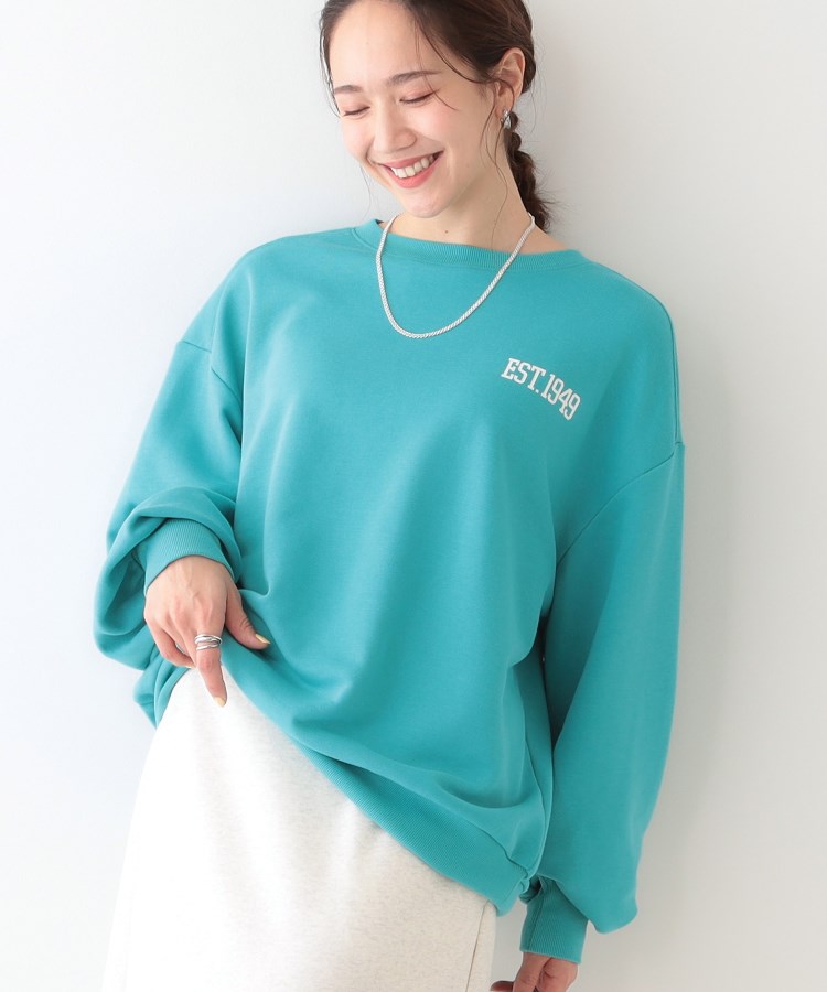 シューラルー(SHOO・LA・RUE/Cutie Blonde)のオーバーサイズで抜け感をプラス バックプリントスウェット ブルー(092)