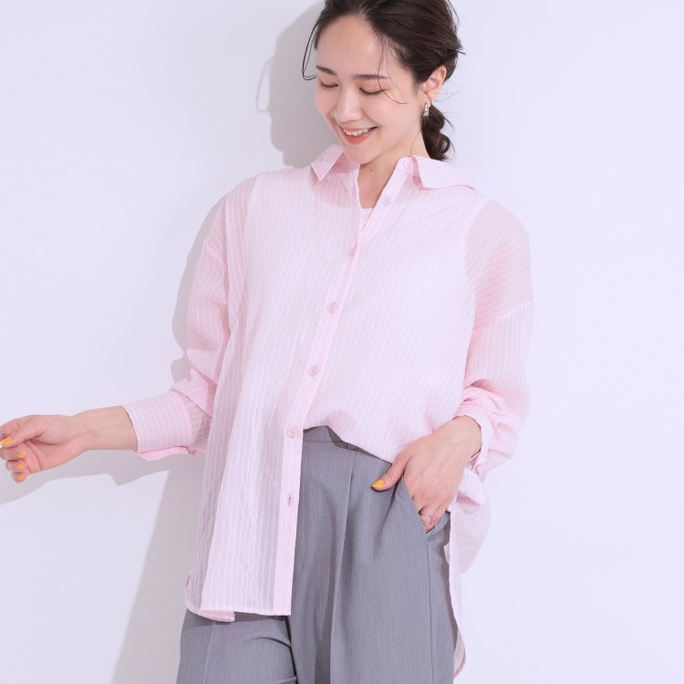 シューラルー(SHOO・LA・RUE/Cutie Blonde)の大人の抜け感コーデに シアーストライプ BIGシャツ シャツ・ブラウス