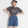 ピンク ラテ(PINK-latte)の【吸水速乾機能付き】ハート刺繍Tシャツ チャコールグレー(014)