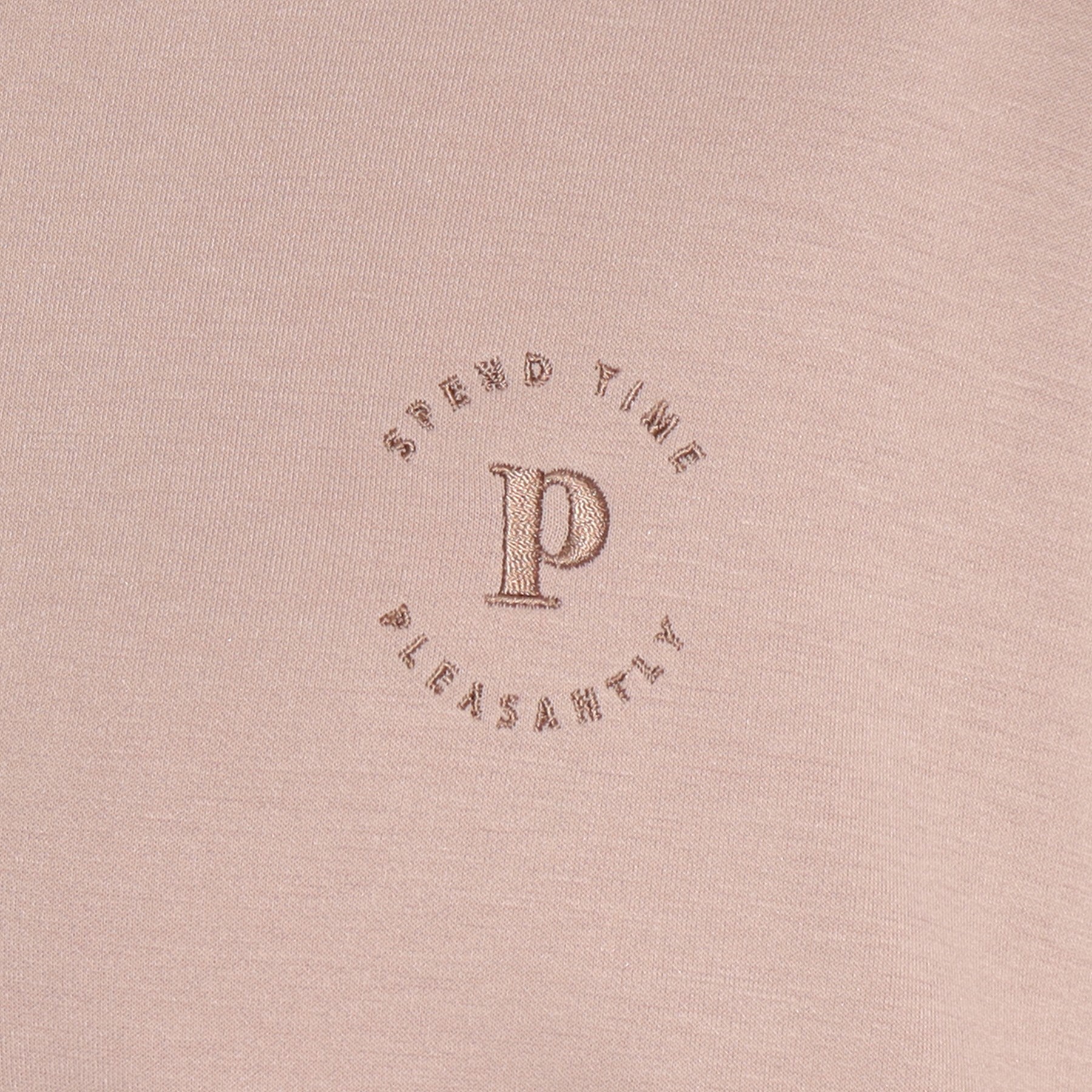 ピンク ラテ(PINK-latte)の【2点SET】ダンボール素材パーカ＋インナーロゴTシャツSET20