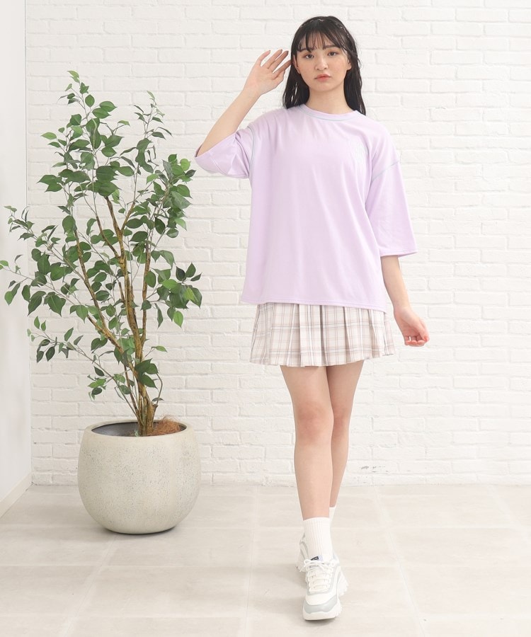 ピンク ラテ(PINK-latte)の七分袖配色パイピングTシャツ31