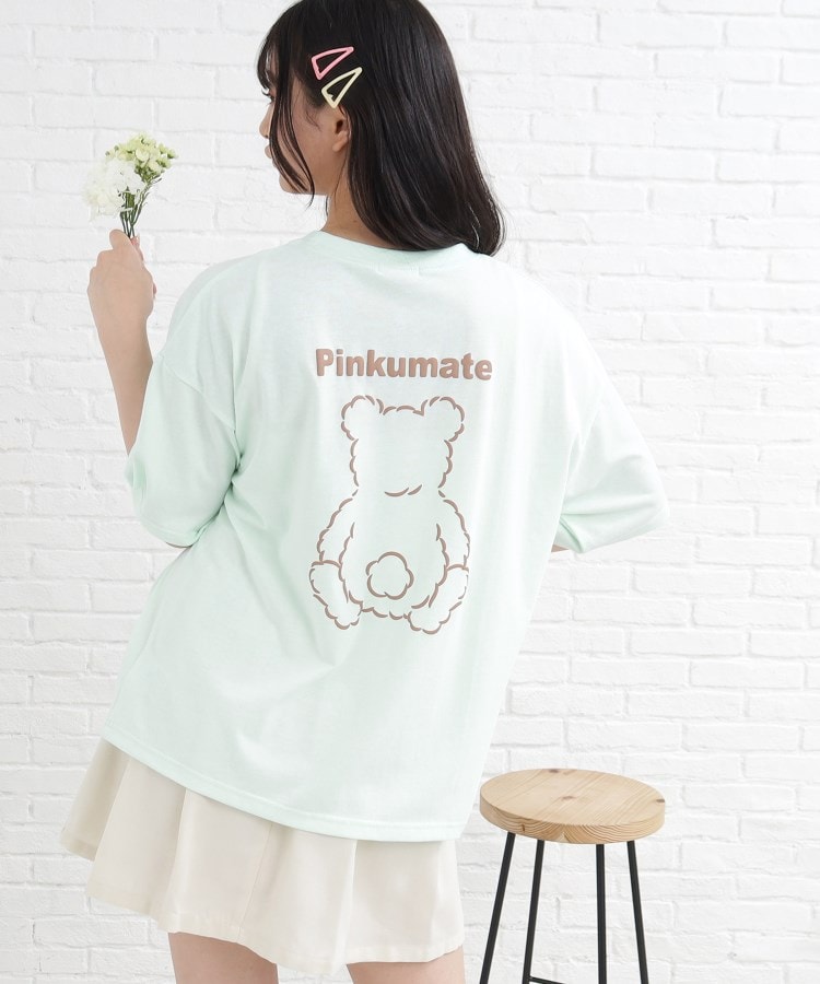 ピンク ラテ(PINK-latte)の【130cmサイズあり】バッククマちゃんTシャツ ライトグリーン(021)