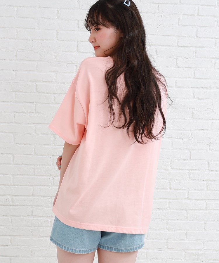 ピンク ラテ(PINK-latte)のさらっと着やすい♪サテンアップリケビッグTシャツ8