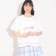 ピンク ラテ(PINK-latte)のエンボスロゴTシャツ1