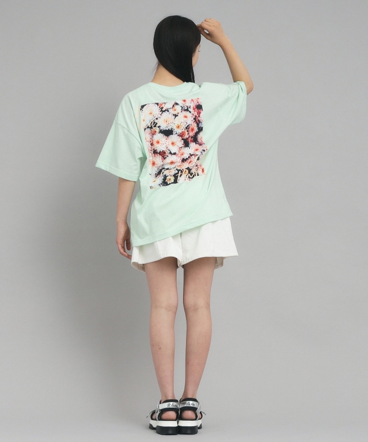ピンク ラテ(PINK-latte)の【130cmあり】バックフォトプリントTシャツ24