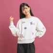ピンク ラテ(PINK-latte)の落書き風プリント短丈プルオーバー ライトグレー(011)