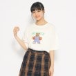 ピンク ラテ(PINK-latte)の【ニコラ4月号掲載】スケボーベアTシャツ オフホワイト(003)