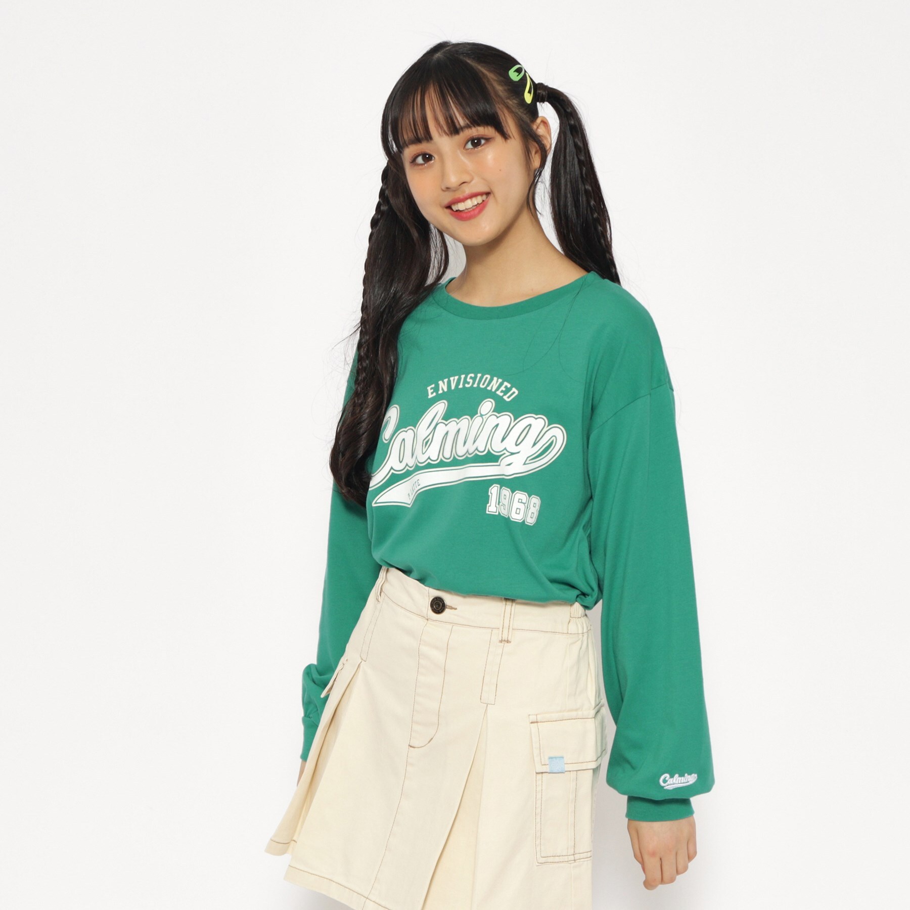 ピンク ラテ(PINK-latte)の【130cmあり】カレッジロゴロングTシャツ17