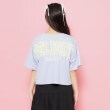 ピンク ラテ(PINK-latte)の【接触冷感】カレッジスプレーロゴTシャツ15