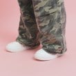 ピンク ラテ(PINK-latte)のゆったりシルエットのカーゴパンツ7