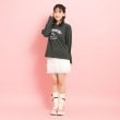 ピンク ラテ(PINK-latte)のカレッジフラワーロンT26