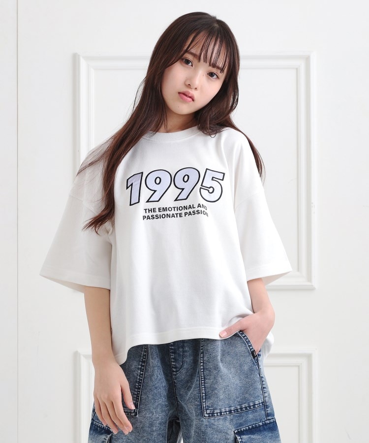 ピンク ラテ(PINK-latte)のミニ裏デザインアップリケTシャツ オフホワイト(003)