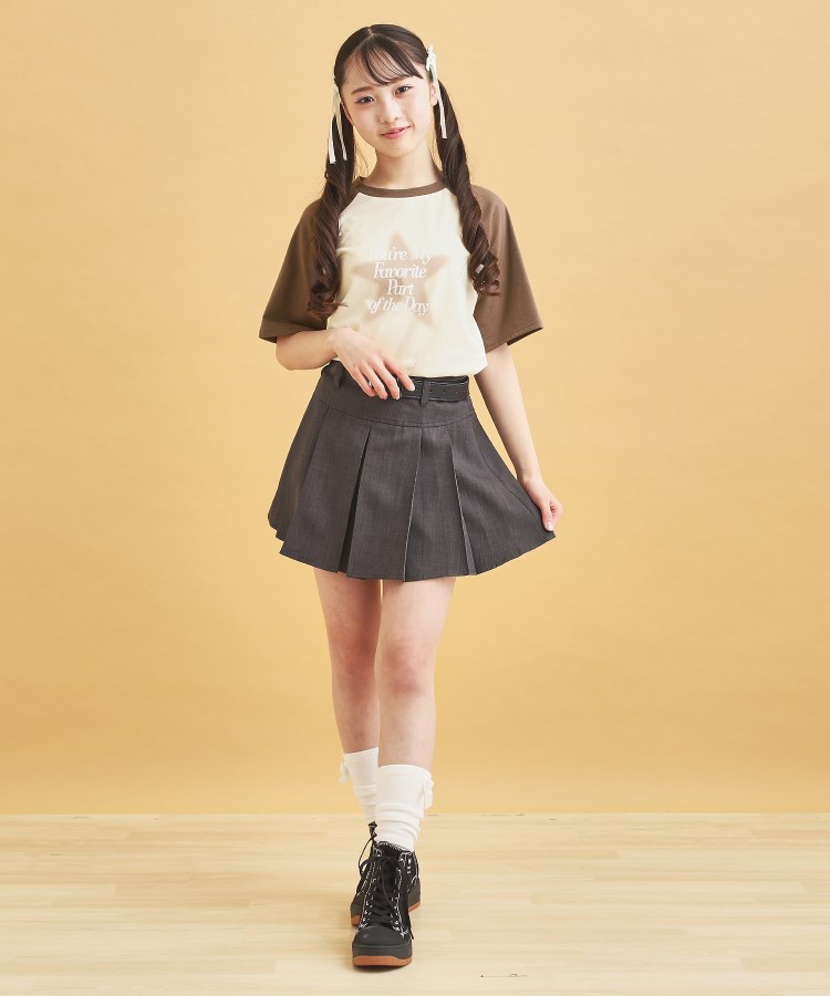 ピンク ラテ(PINK-latte)のスプレー星ラグランTシャツ17