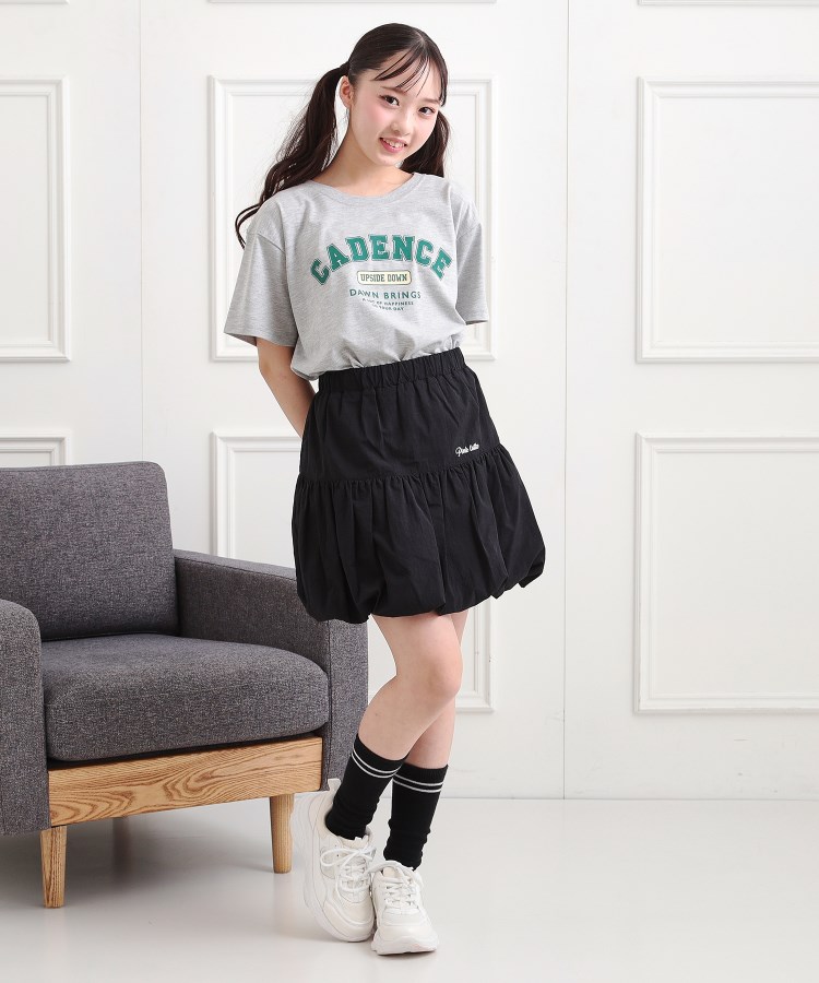 ピンク ラテ(PINK-latte)のカレッジプリントTシャツ13