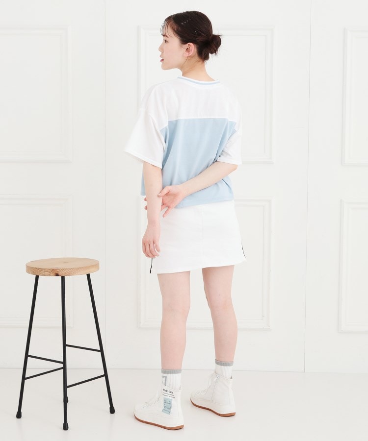ピンク ラテ(PINK-latte)のVネック切替Tシャツ21