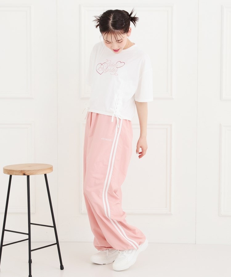 ピンク ラテ(PINK-latte)のレースアップTシャツ8