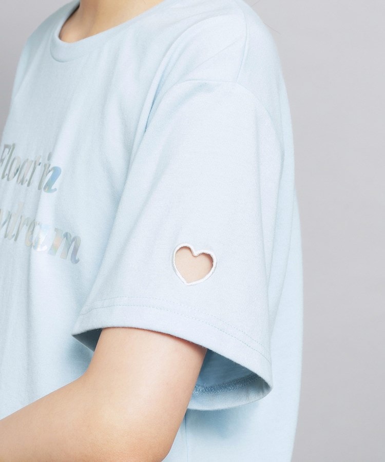ピンク ラテ(PINK-latte)のオーロラプリントハートあきTシャツ5