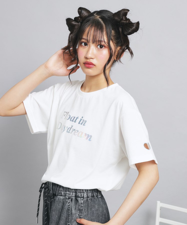 ピンク ラテ(PINK-latte)のオーロラプリントハートあきTシャツ7