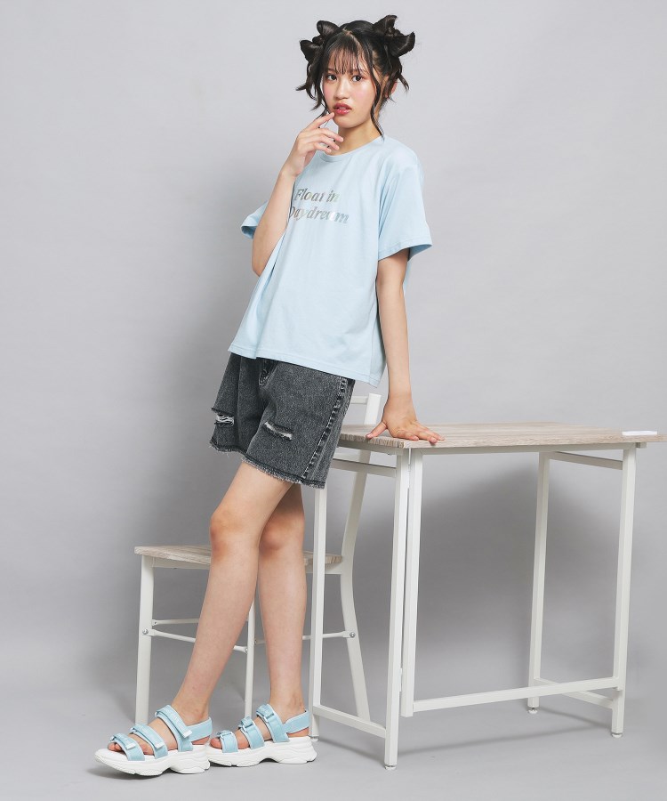 ピンク ラテ(PINK-latte)のオーロラプリントハートあきTシャツ20