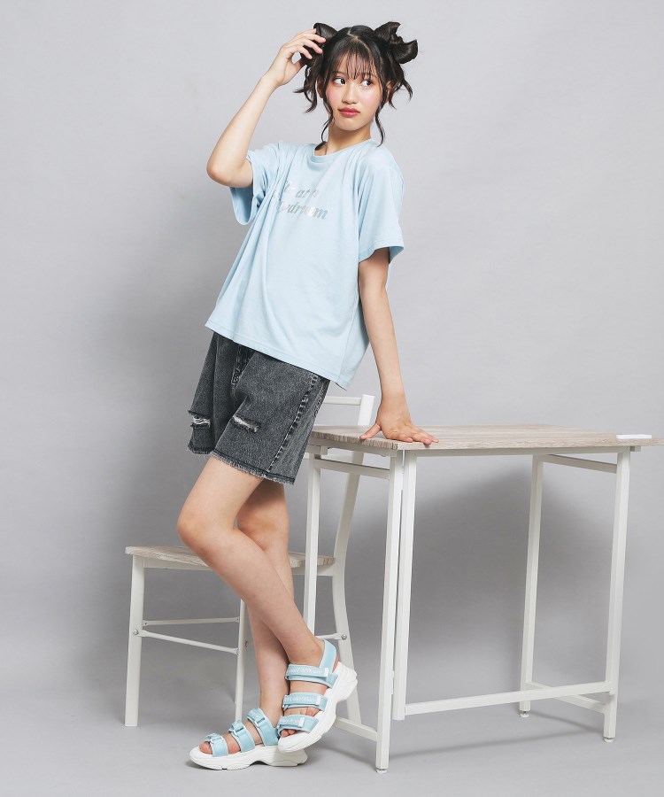 ピンク ラテ(PINK-latte)のオーロラプリントハートあきTシャツ21