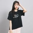 ピンク ラテ(PINK-latte)のオーロラプリントハートあきTシャツ11