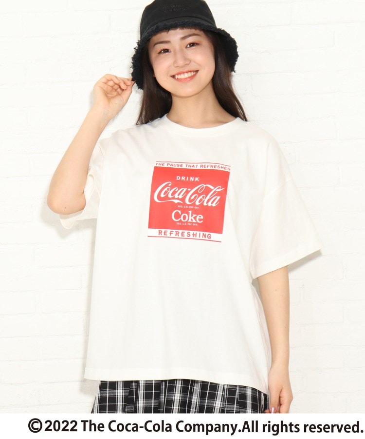 ピンク ラテ(PINK-latte)の【コカ・コーラ/スプライト】コラボ BIG T シャツ1