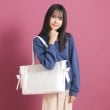 ピンク ラテ(PINK-latte)の【推し活】リボン付横型トートバッグ ホワイト(001)