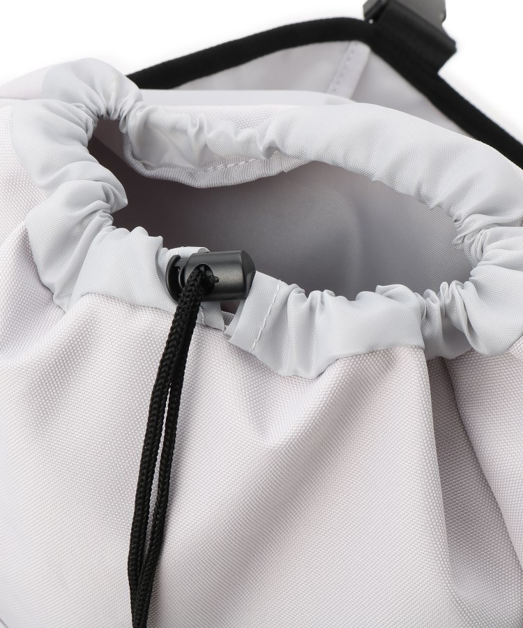 ピンク ラテ(PINK-latte)の【容量約19L】ドリンクホルダー付きリュック18