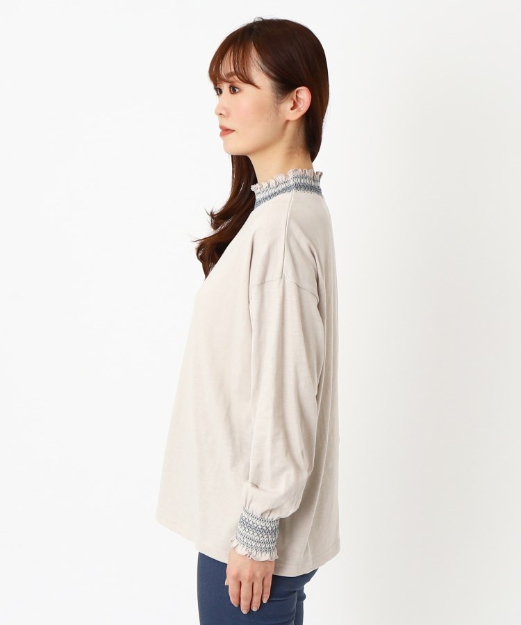 ルコリ(le colis)の【洗える】ヒートスラブスモッキングプルオーバー2